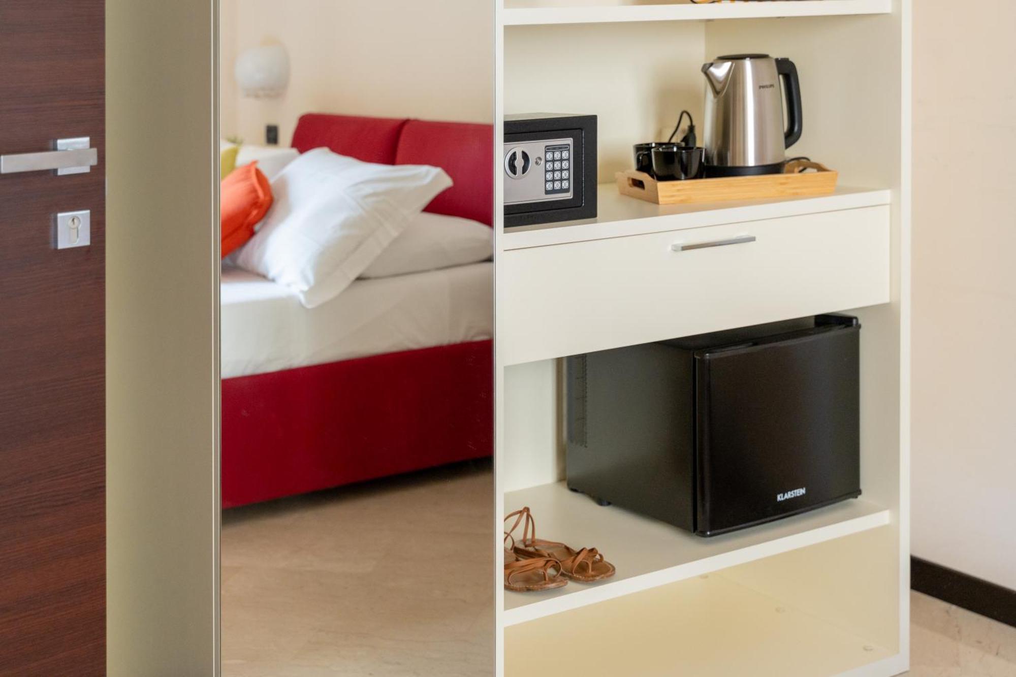 Comfort House Hotel Sorrento Bagian luar foto
