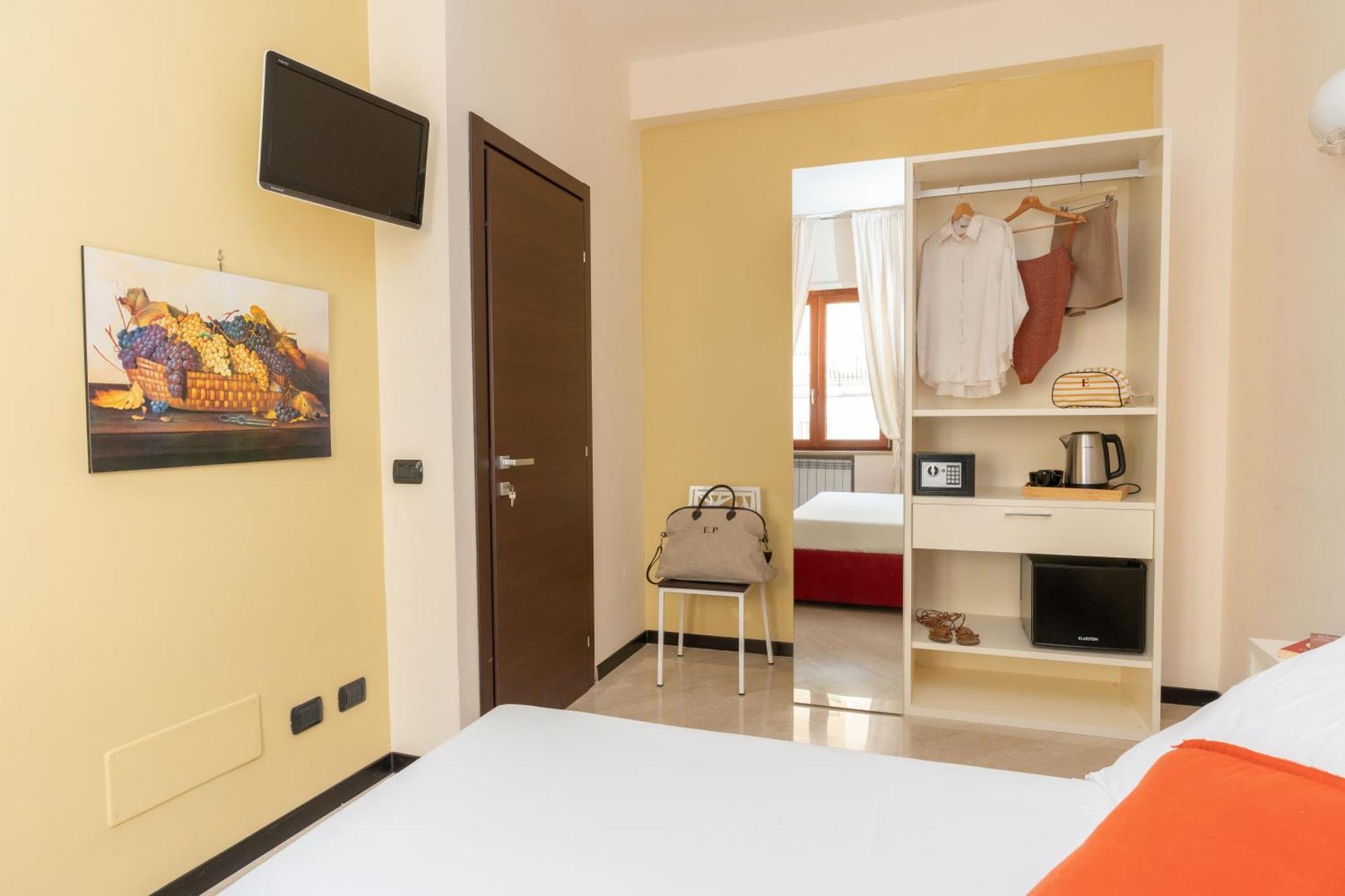 Comfort House Hotel Sorrento Bagian luar foto
